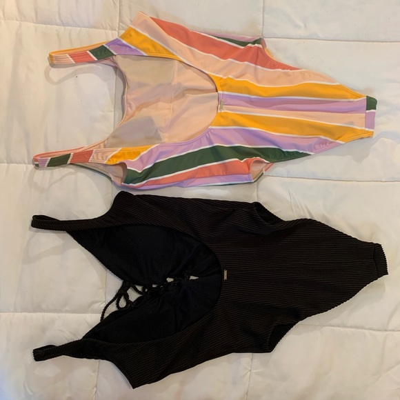 HOLLISTER One Piece Swimsuit Bundle - Picture 2 of 5